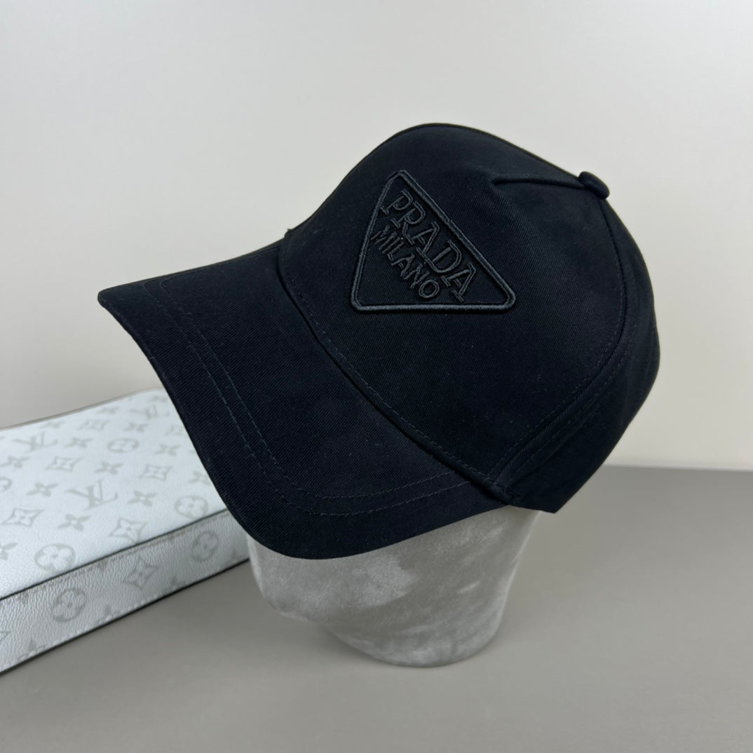 Cap Prada