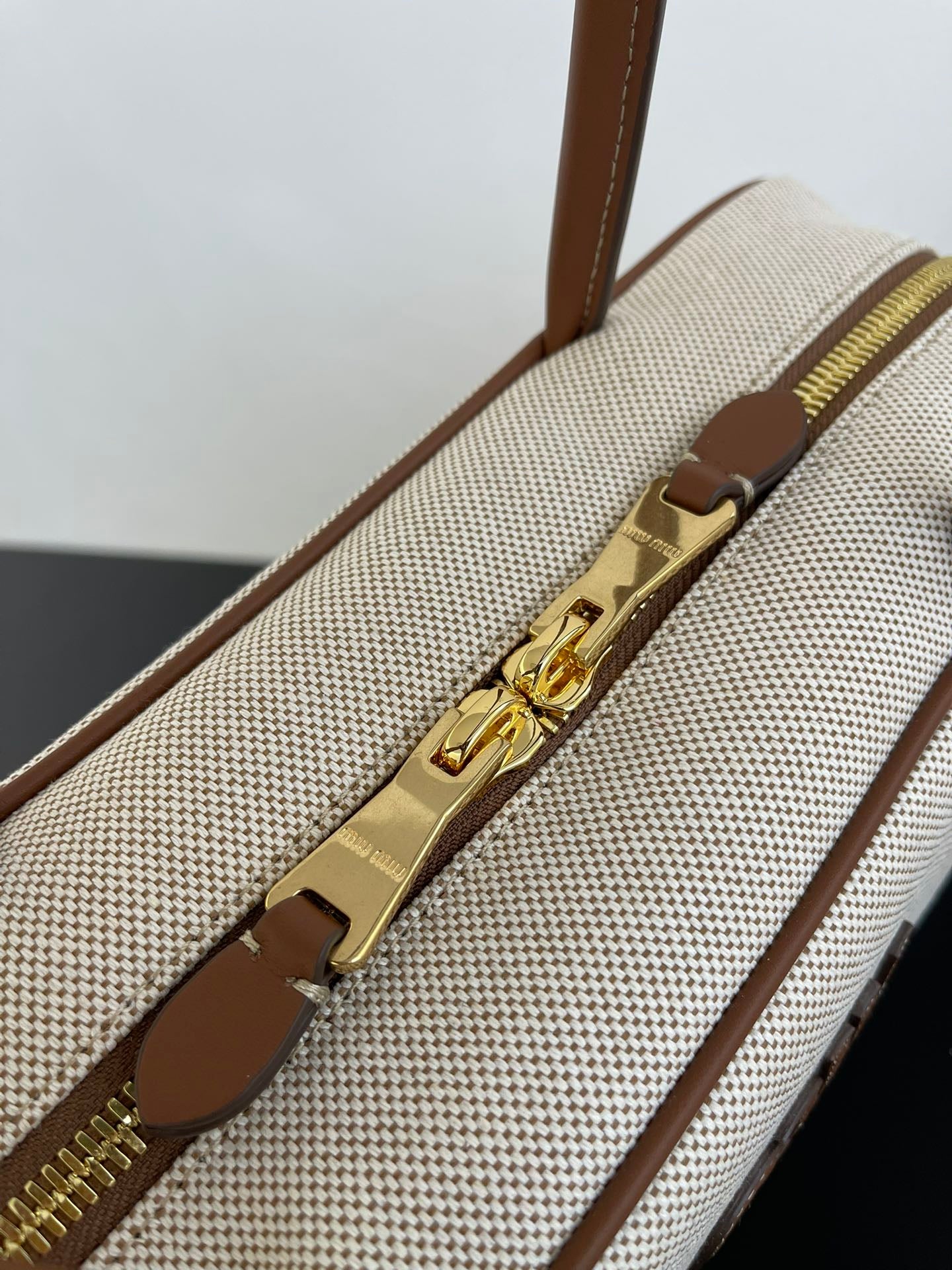 Bolsa miumiu