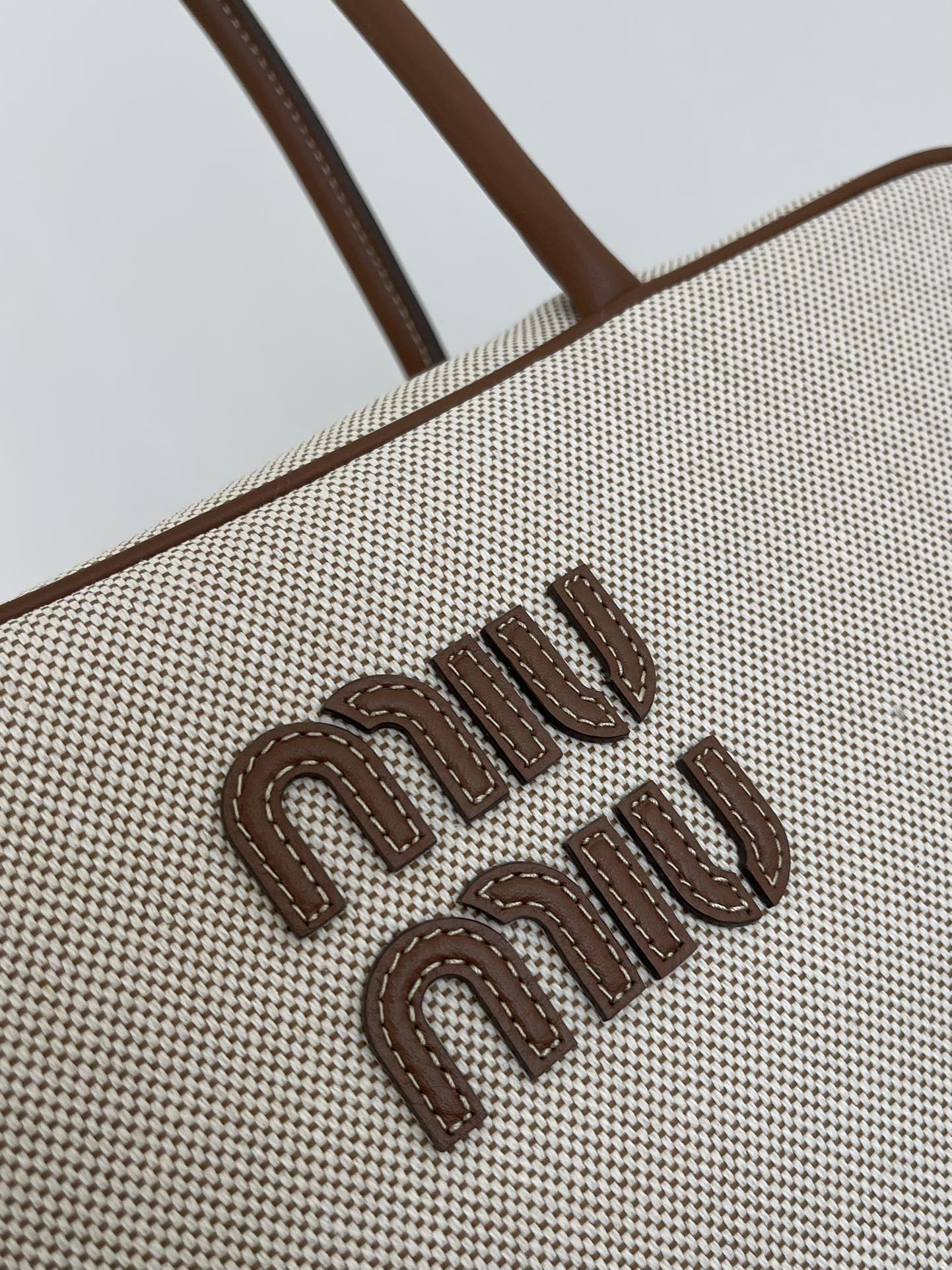 Bolsa miumiu