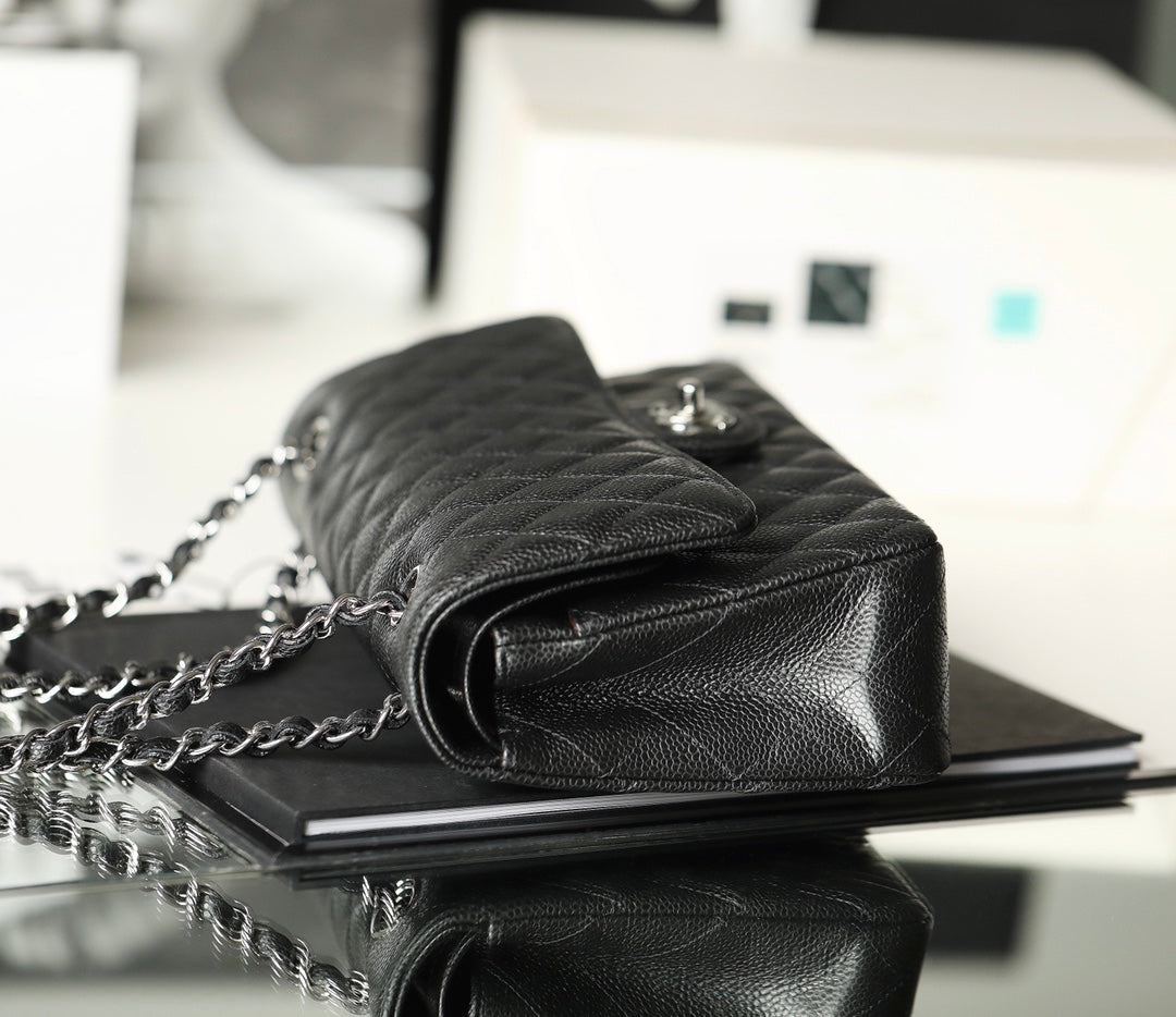 Bolsa Chanel Classic Flap Caviar