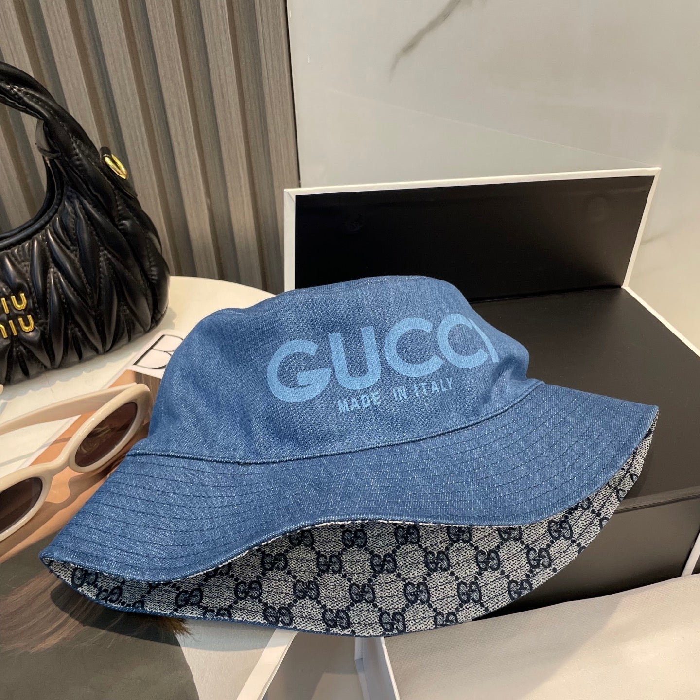Bucket Gucci