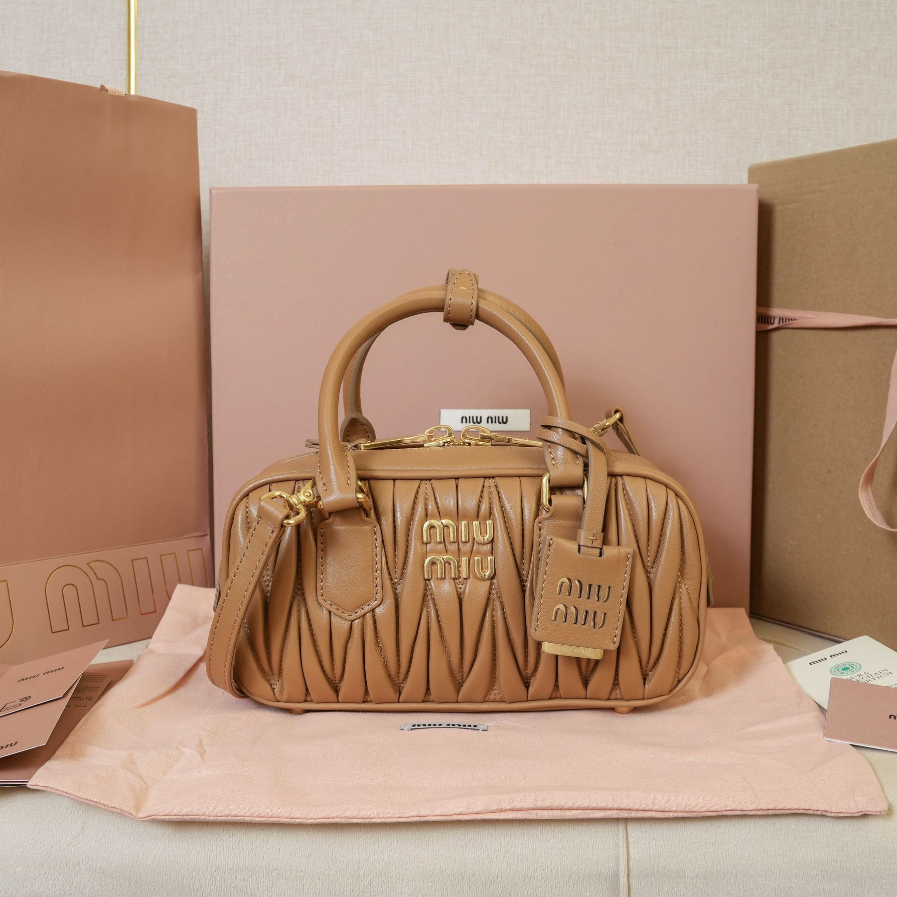 Bolsa miumiu