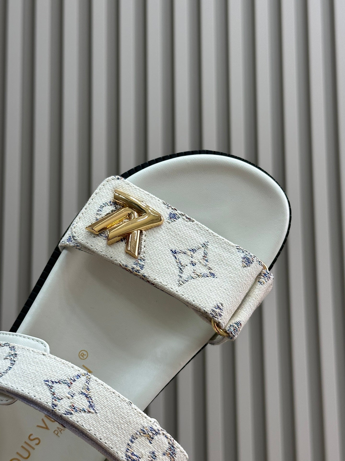 LOUIS VUITTON Sandal Vintange