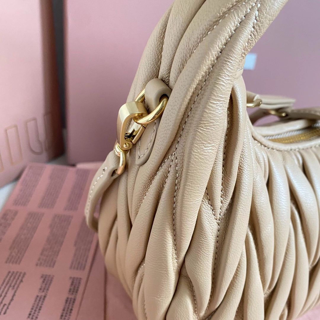 Bolsa miumiu