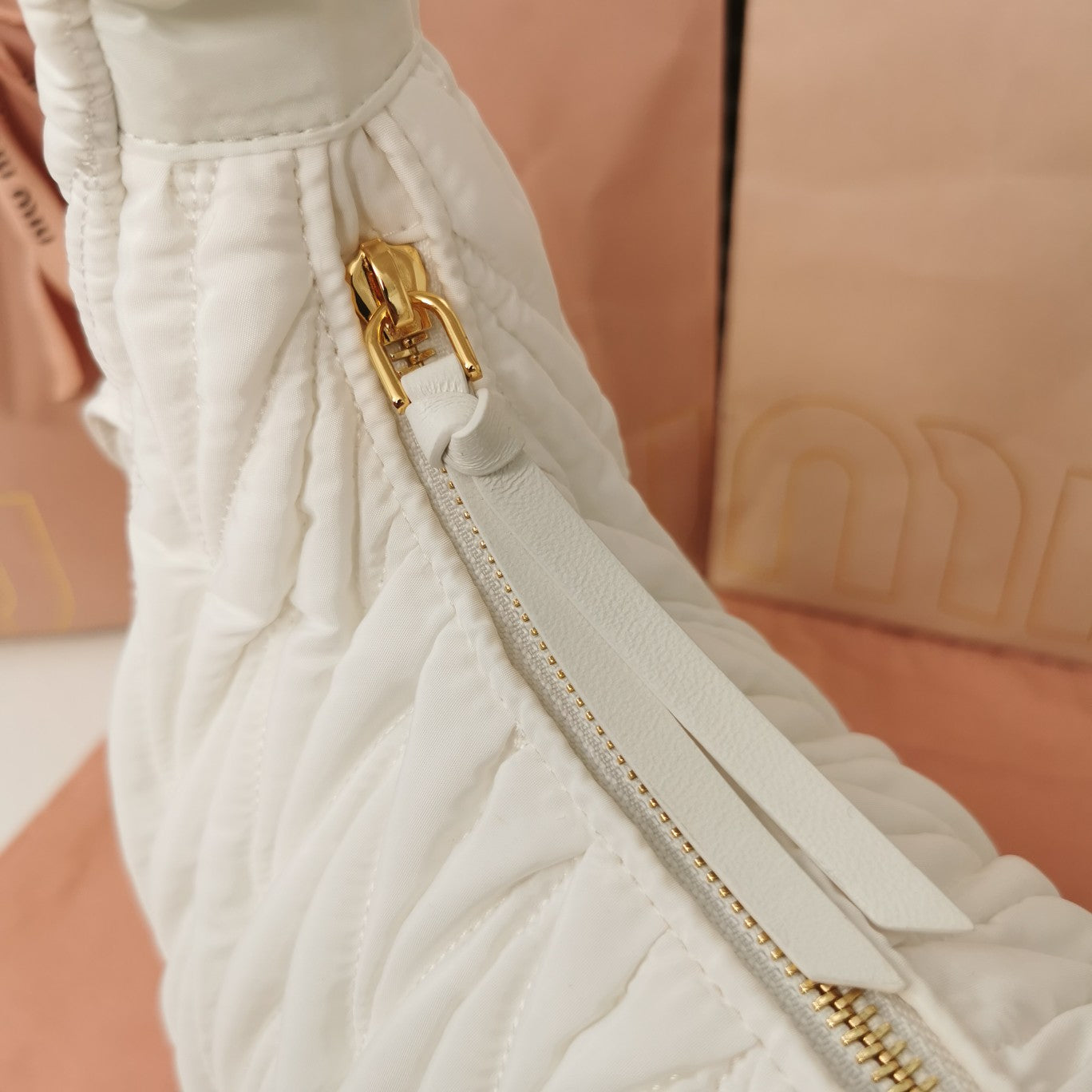 Bolsa miumiu