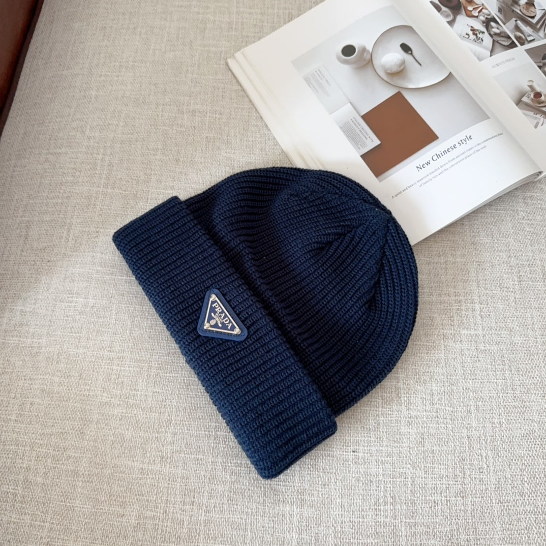 Gorro em lã Prada
