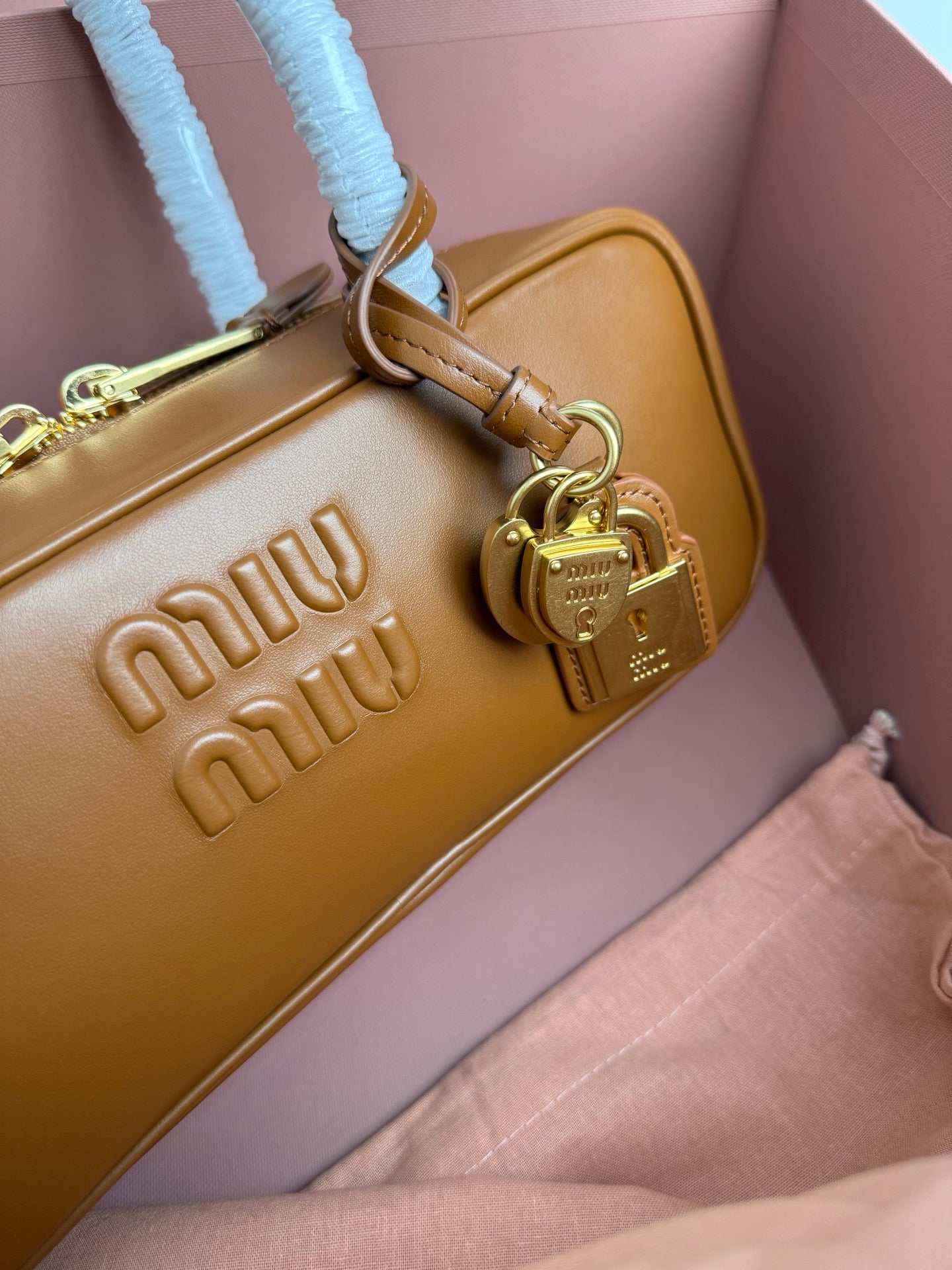 Bolsa miumiu
