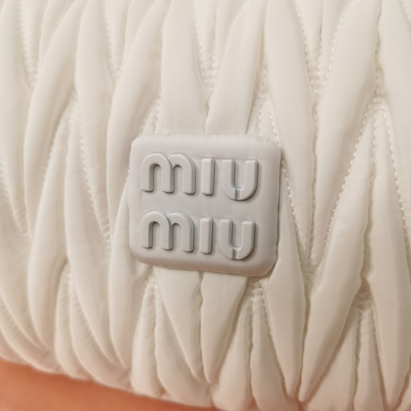Bolsa miumiu