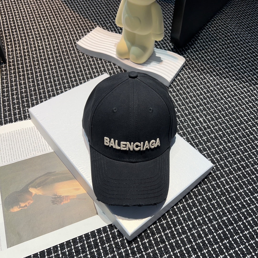 Cap Balenciaga
