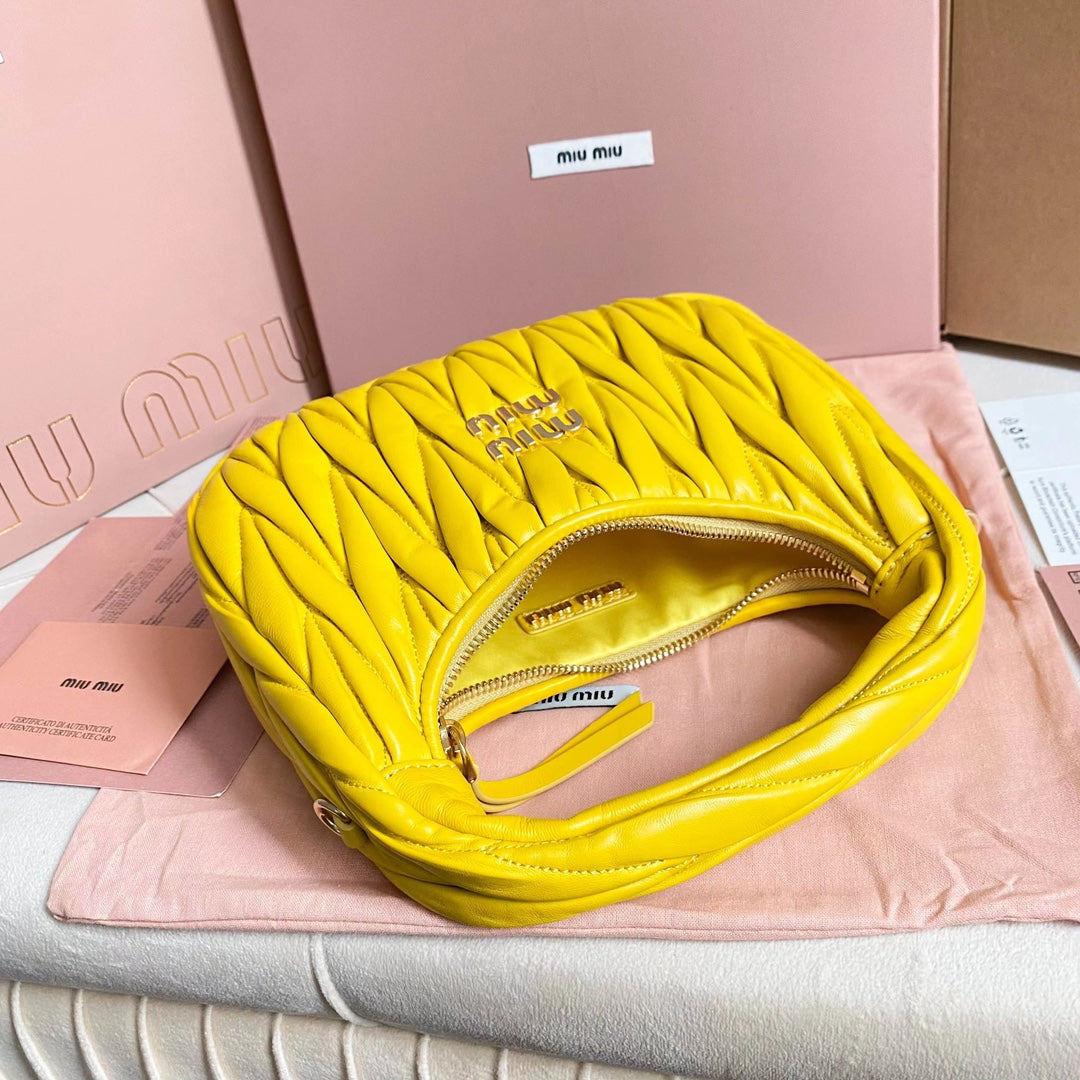 Bolsa miumiu