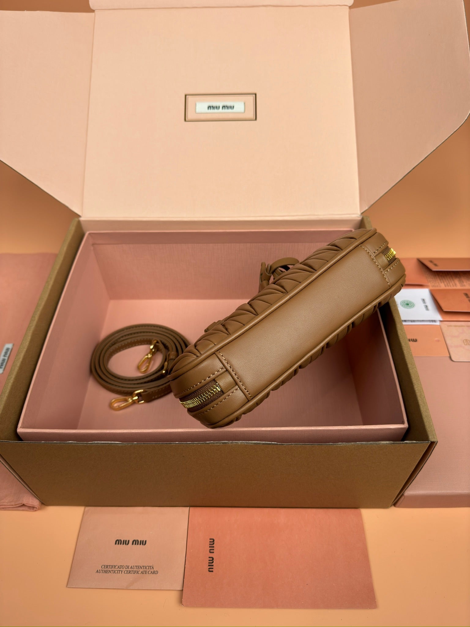 Bolsa miumiu