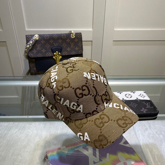Cap Gucci/Balenciaga