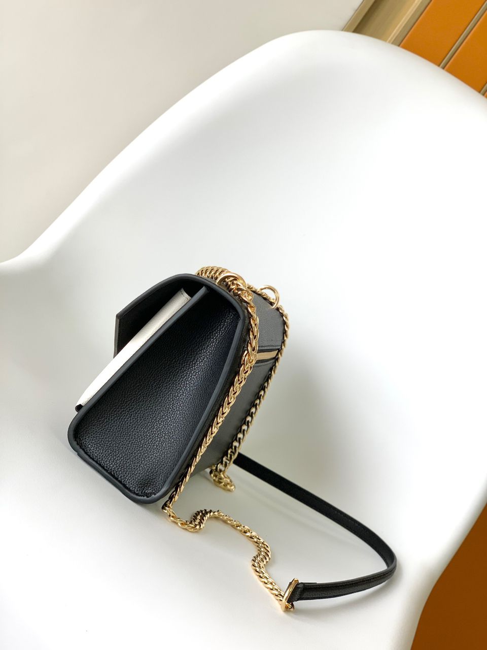 Bolsa Soft Calfskin Mylockme Chain Bag BB Black Creme