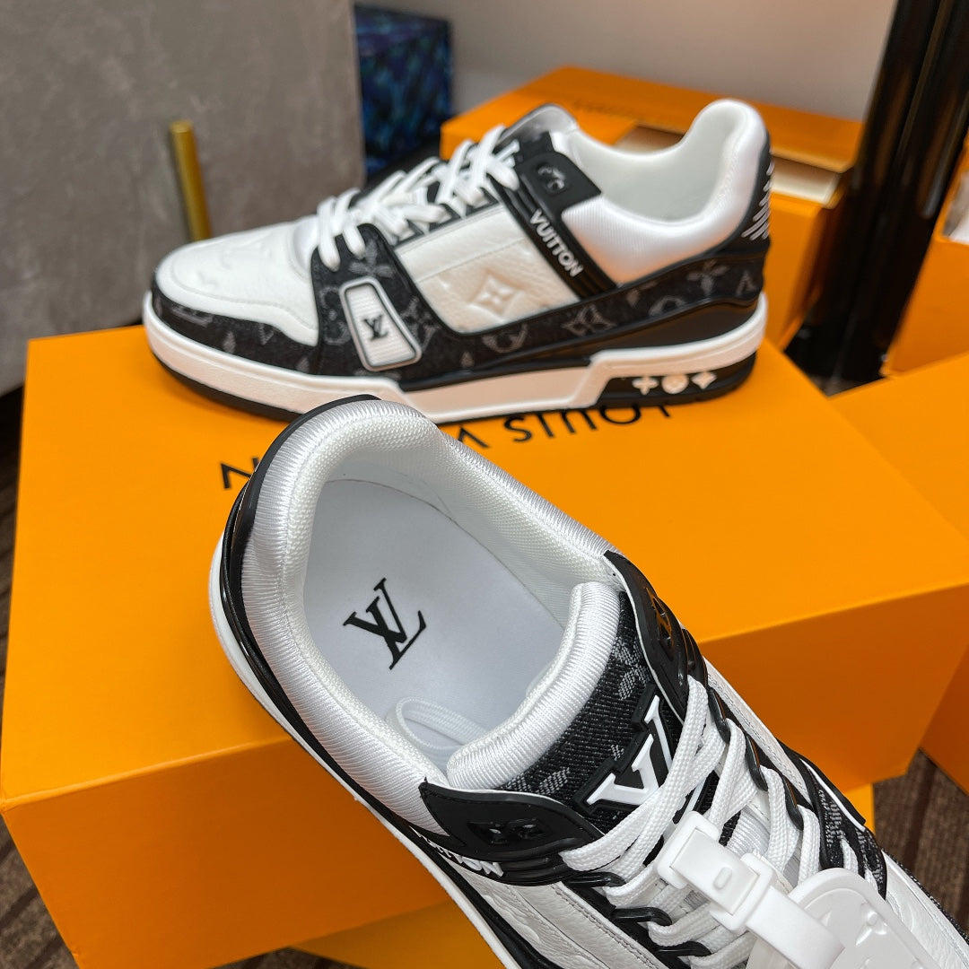 Lv Trainer