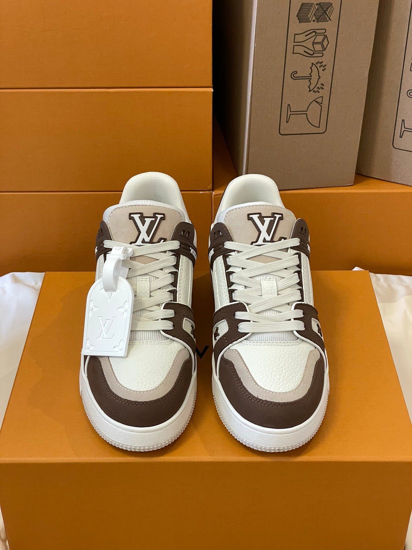 Lv Trainer