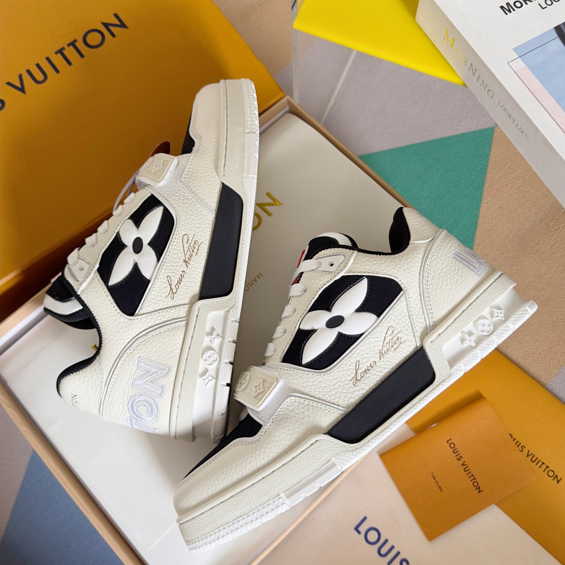Lv Trainer black