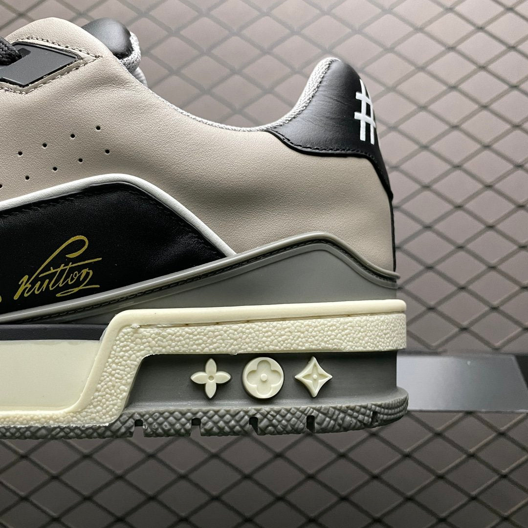 Lv Trainer