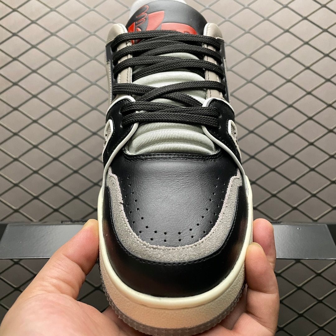 Lv Trainer
