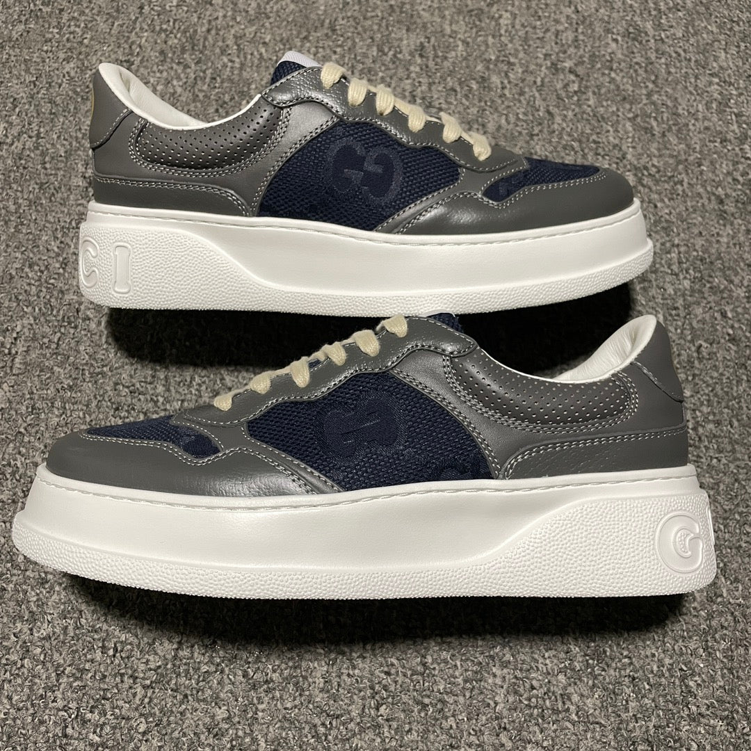 Gucci GG Supreme
