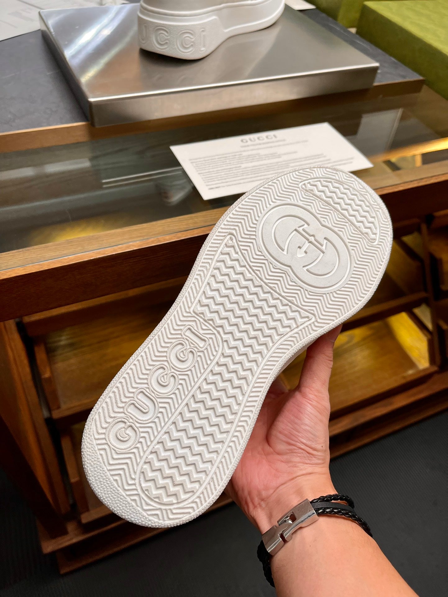 Gucci GG Supreme