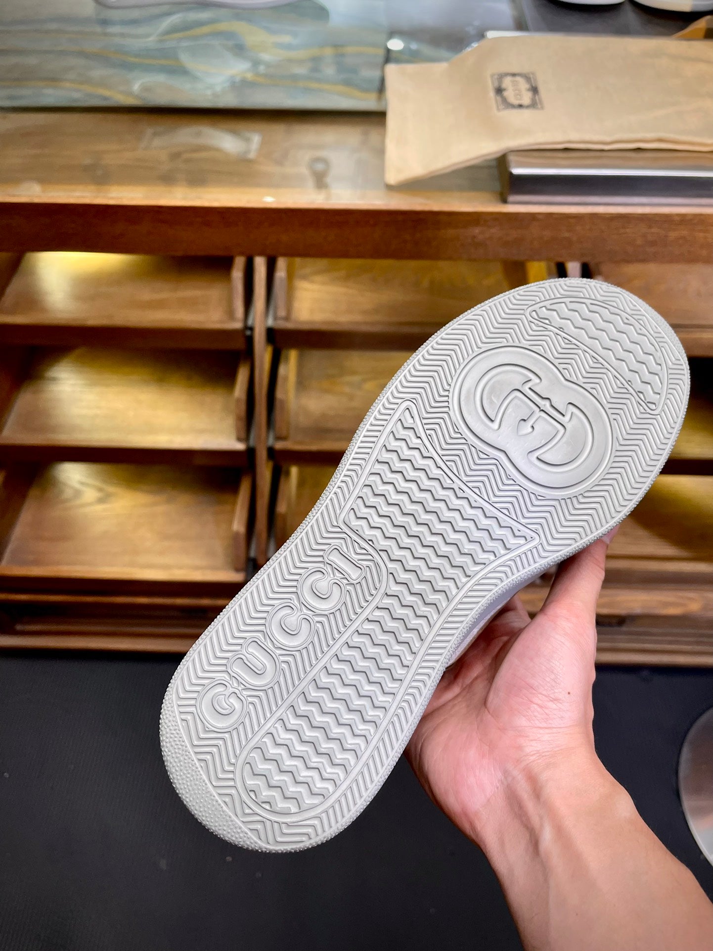 Gucci GG Supreme