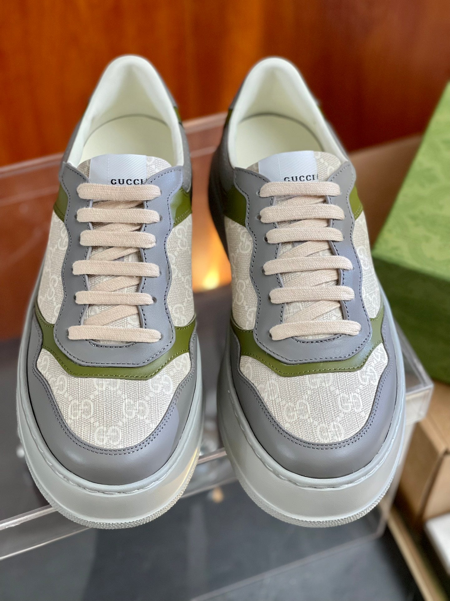 Gucci GG Supreme