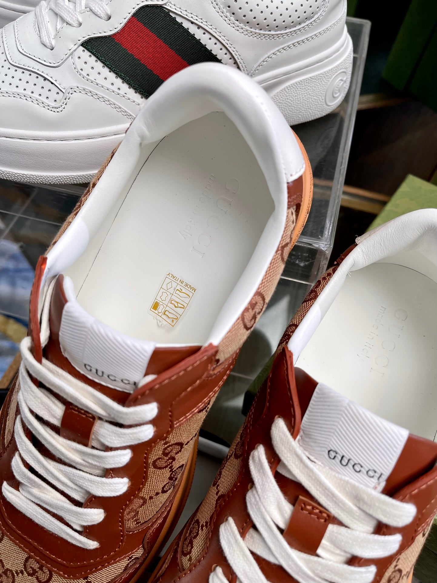 Gucci GG Supreme