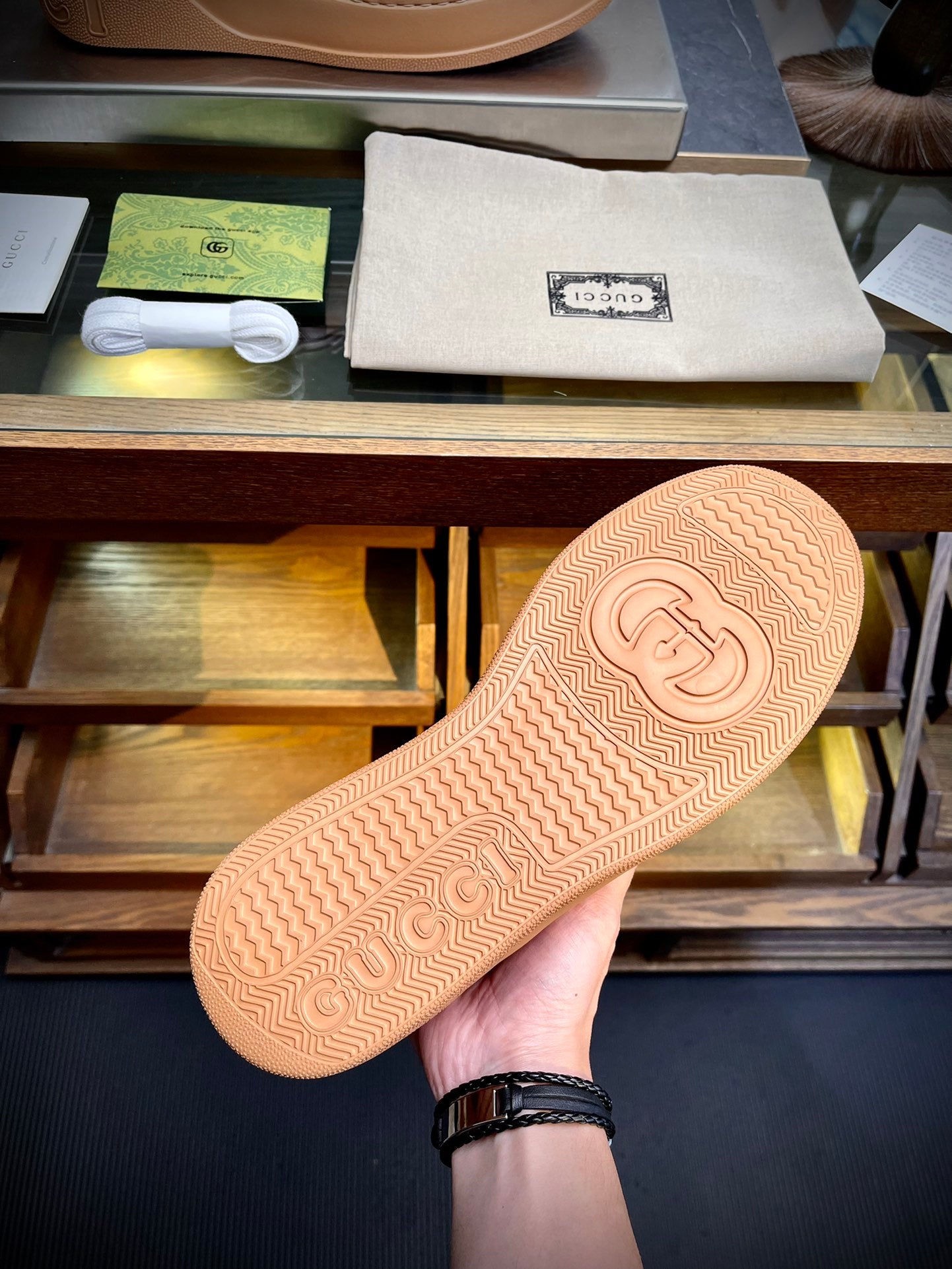 Gucci GG Supreme