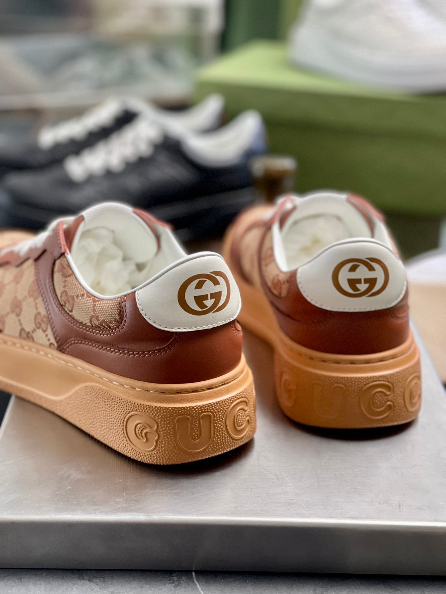 Gucci GG Supreme