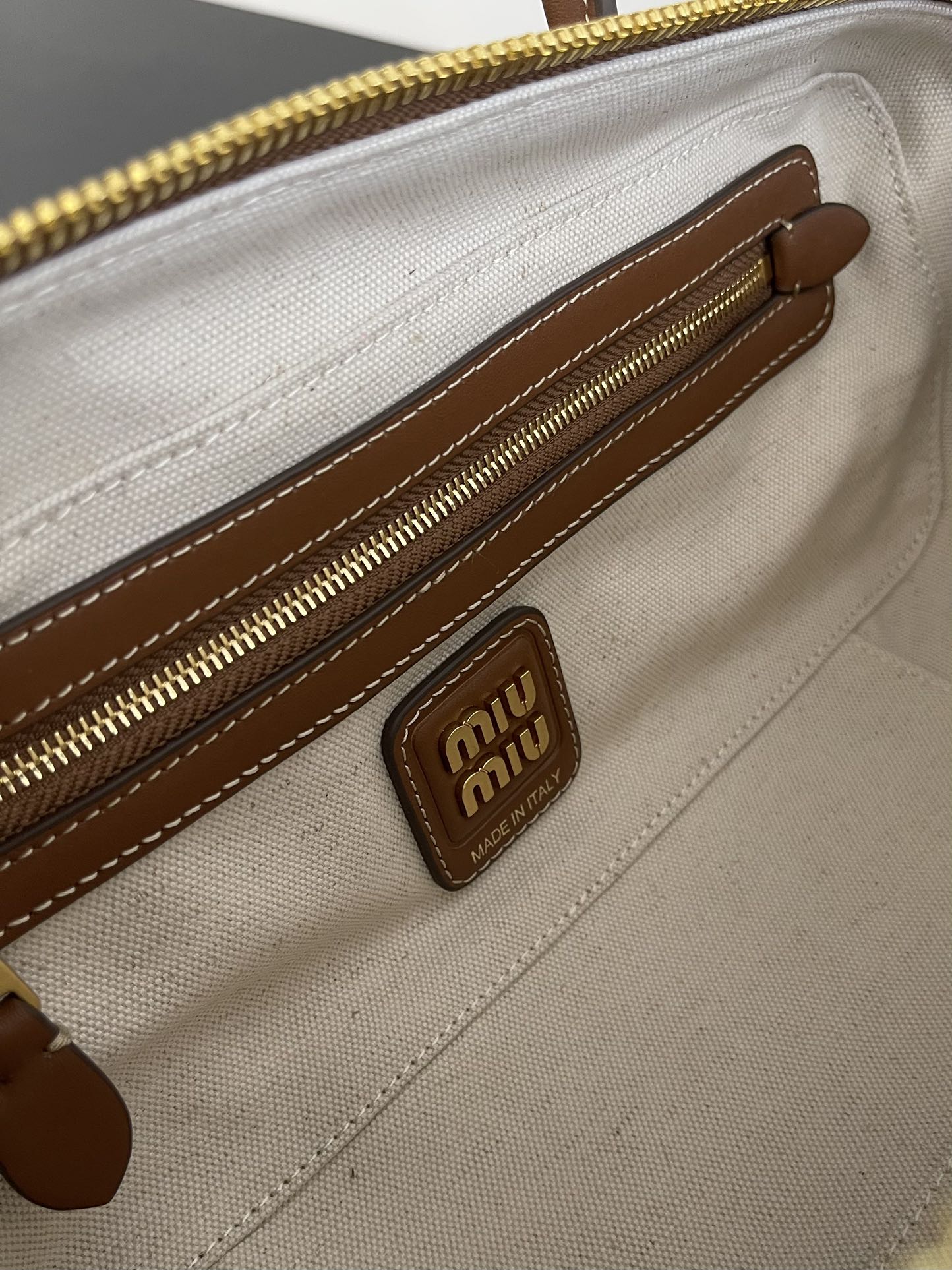 Bolsa miumiu