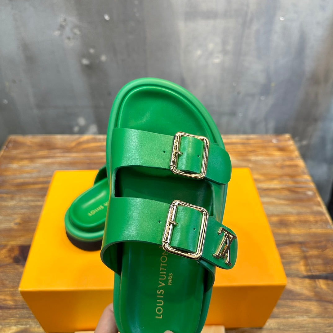 LOUIS VUITTON CHINELO Vintage Green