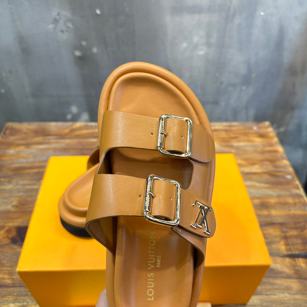 LOUIS VUITTON CHINELO Vintage Camel