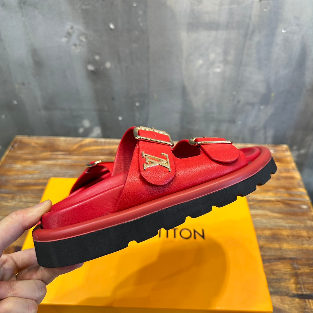 LOUIS VUITTON CHINELO Vintage Red