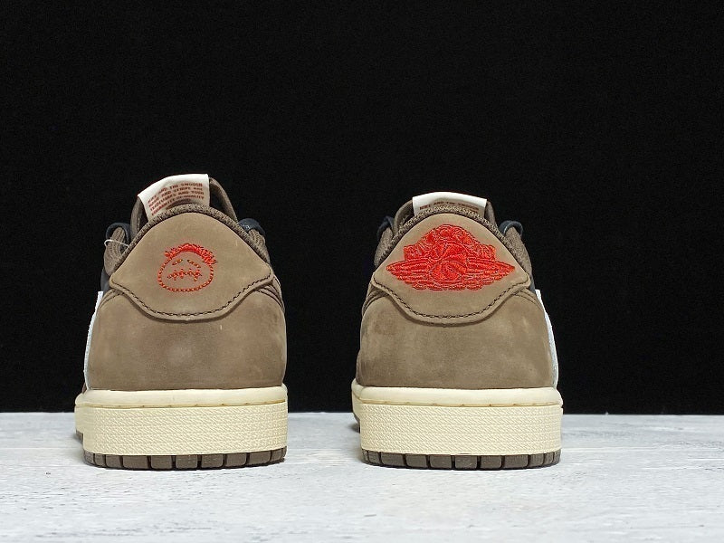 Jordan 1 Retro Low OG SP Travis Scott Mocha CQ4277-001