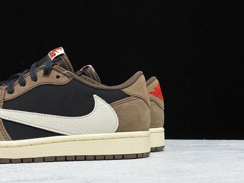 Jordan 1 Retro Low OG SP Travis Scott Mocha CQ4277-001