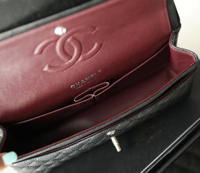 Bolsa Chanel Classic Flap Caviar