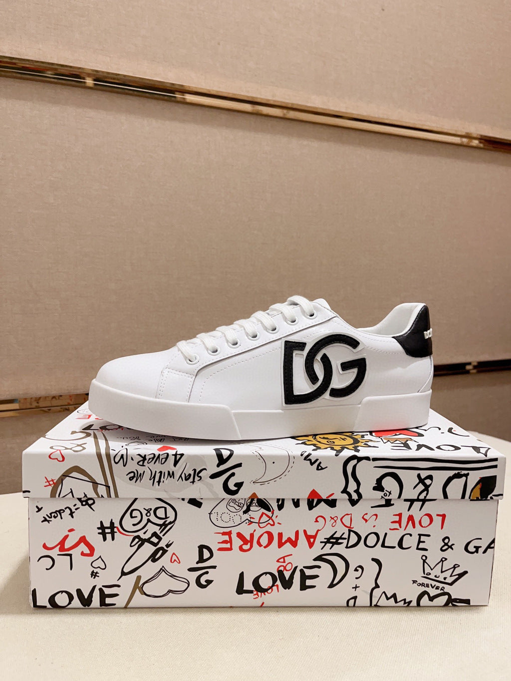 Dolce &amp; Gabbana Portofino White Black