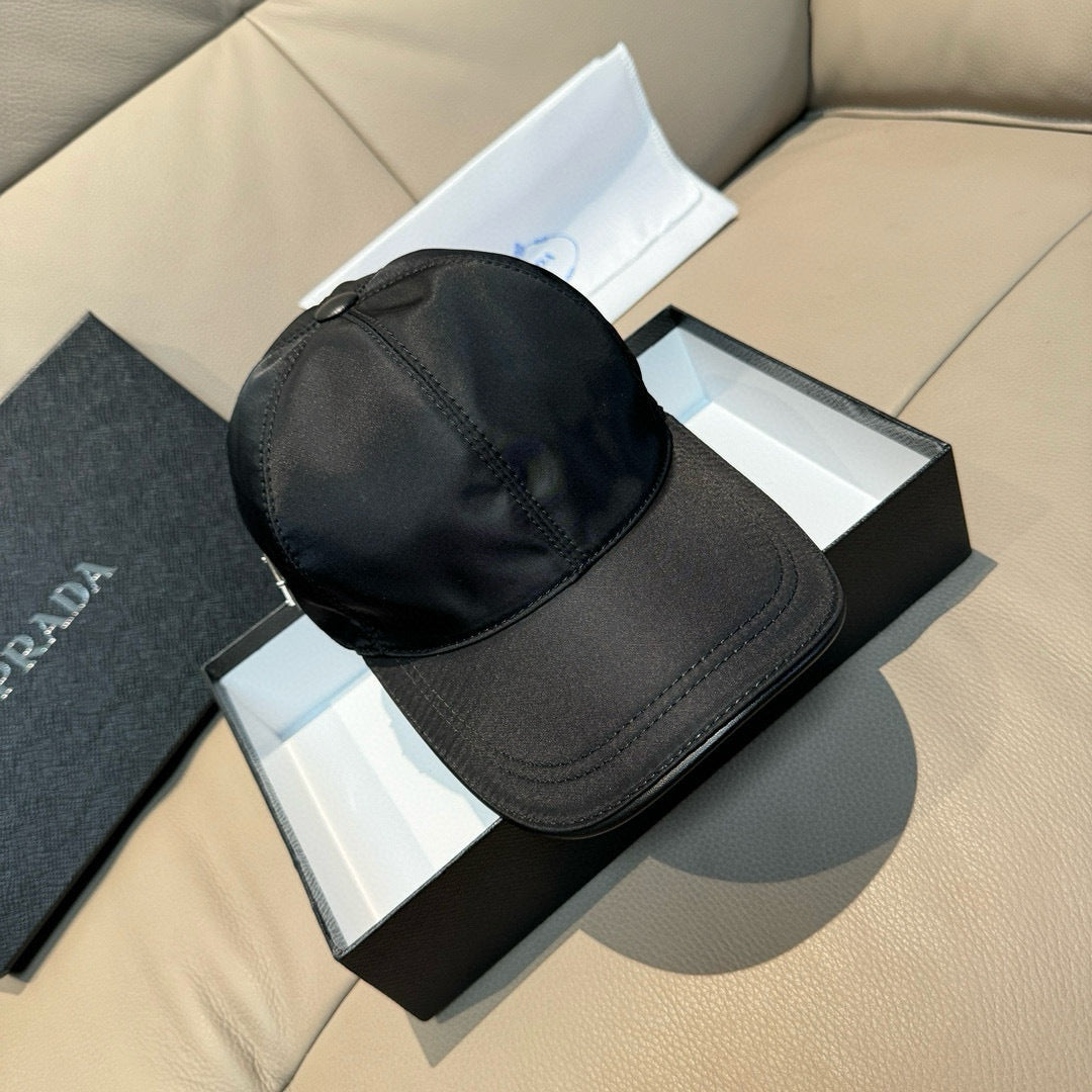 Cap Prada