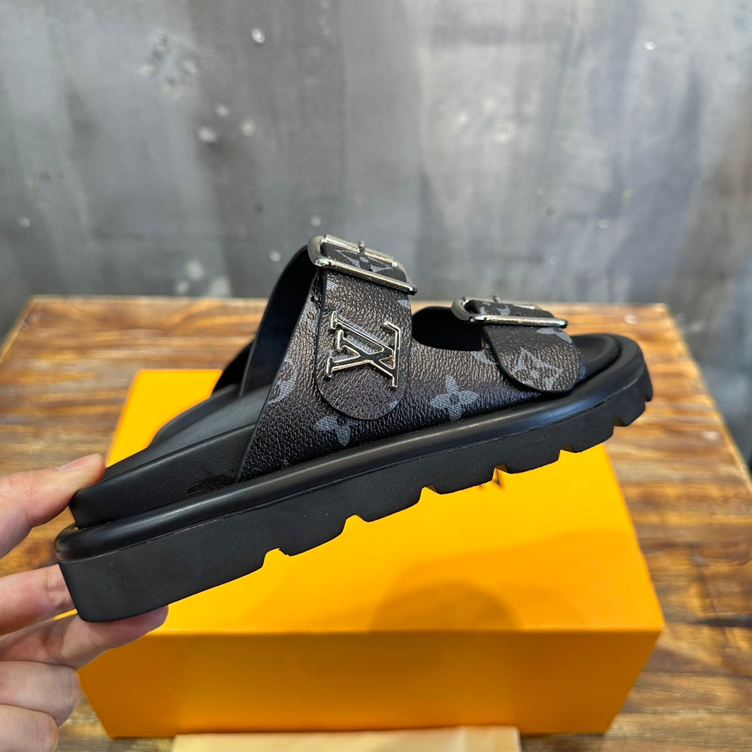 LOUIS VUITTON CHINELO Vintage