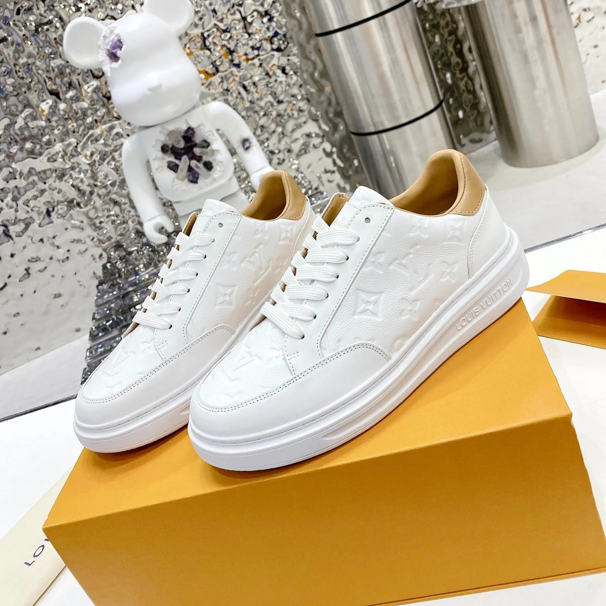 Louis Vuitton LV BEVERLY HILLS Branco