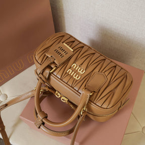 Bolsa miumiu