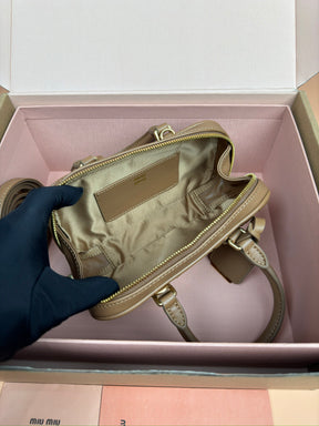 Bolsa miumiu