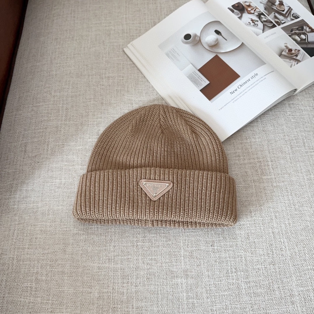 Gorro em lã Prada