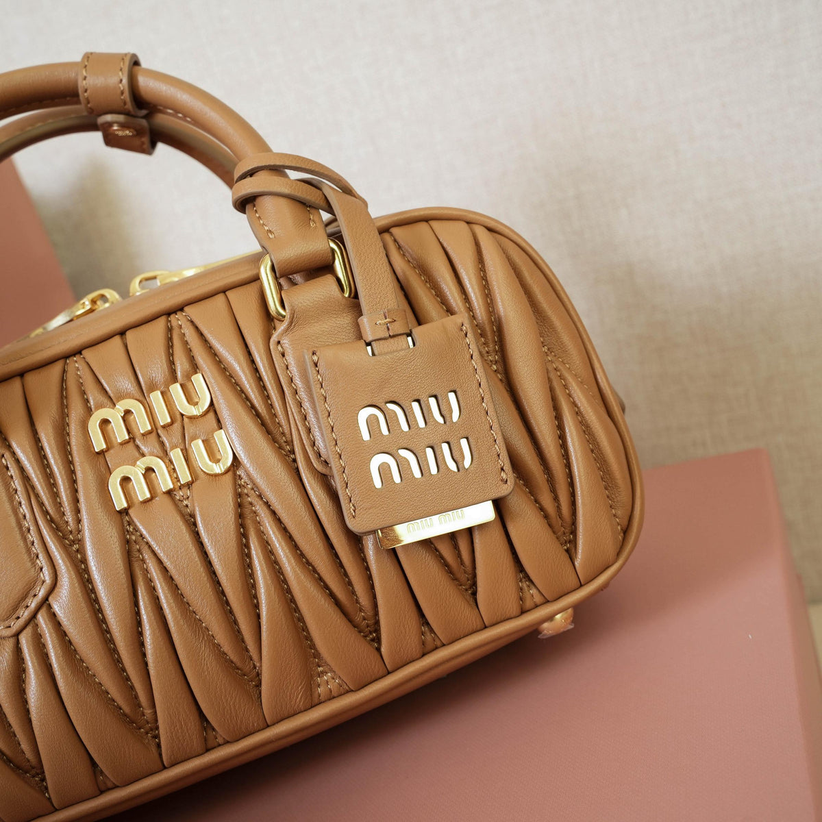 Bolsa miumiu