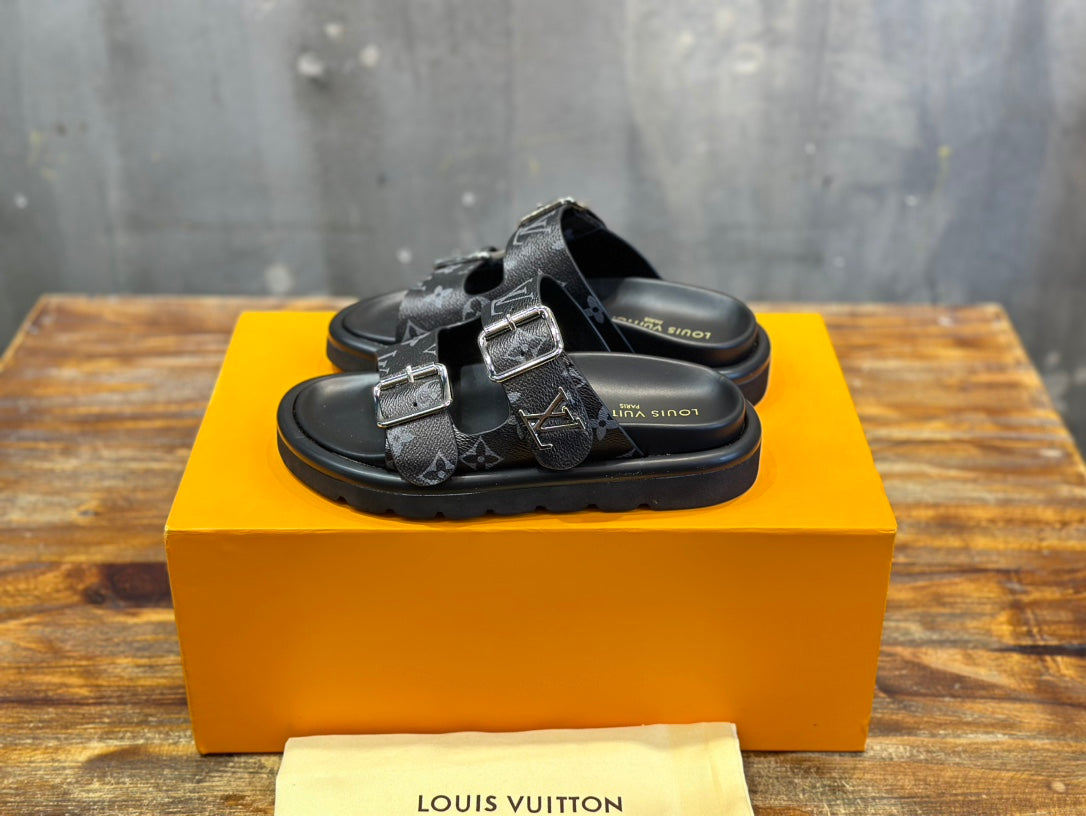 LOUIS VUITTON CHINELO Vintage