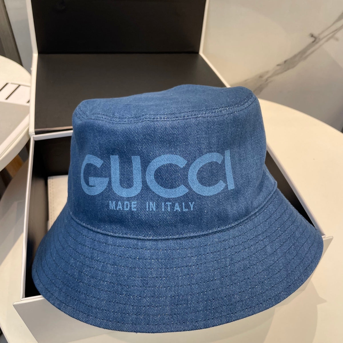 Bucket Gucci