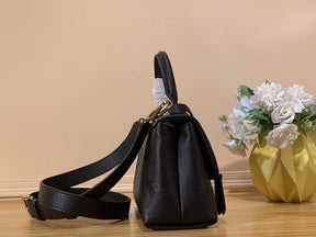 Louis Vuitton Bolsa Madeleine MM