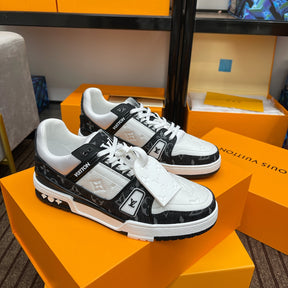 Lv Trainer