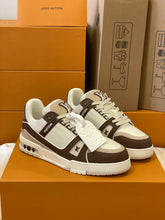 Lv Trainer