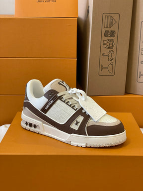 Lv Trainer